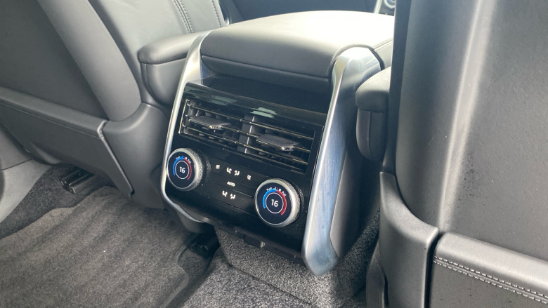 Land Rover Range Rover 4.4 P530 V8 Autobiography 4dr Auto Petrol Estate